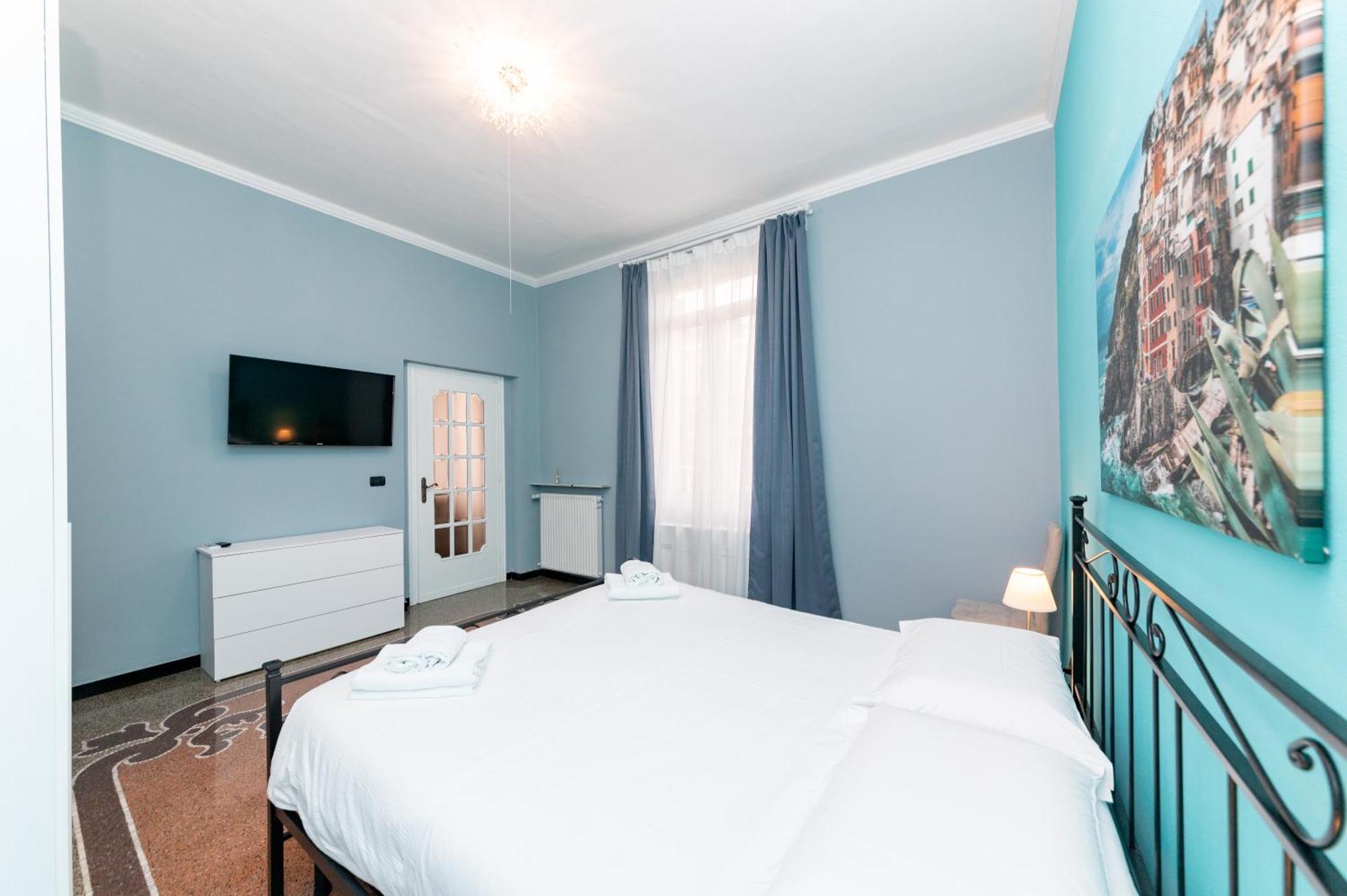 Galia Roomsself Check In H24 Genua