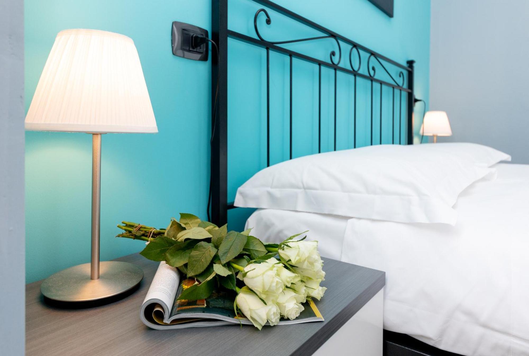 Galia Roomsself Check In H24 Genua